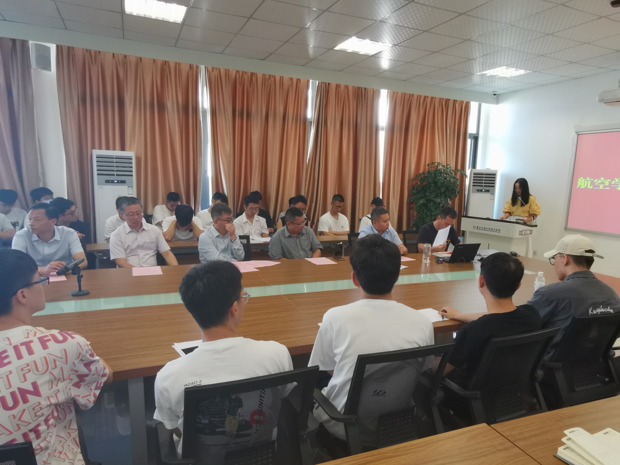 说明: E:\2021会议照片\2021级航空学院研究生开学典礼\8f02e08418c68d4fc5143a5b3d258eb.jpg