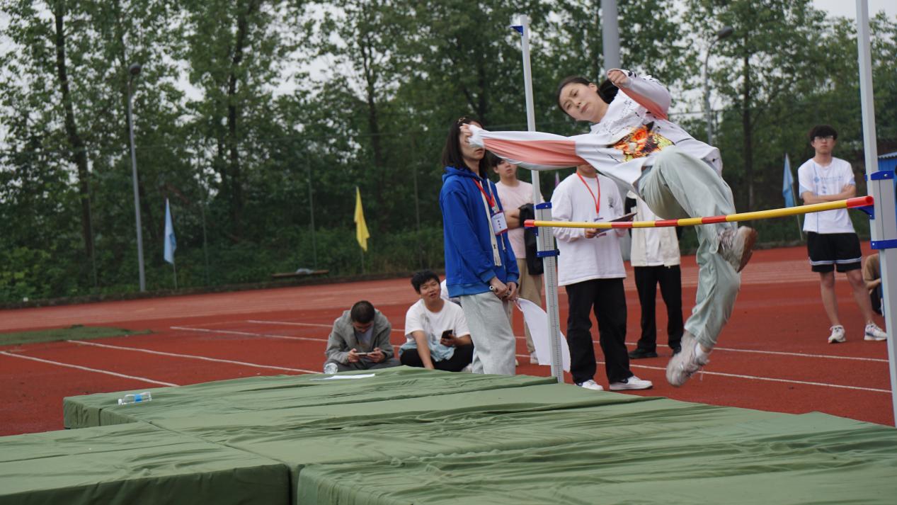 b2b4ed75681e7eec989630d7eab05e5